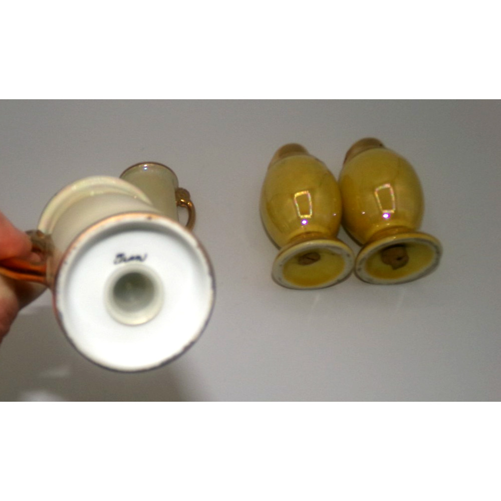 Vintage Lusterware Yellow White Pearlescent Gold Trim Salt & Pepper Shaker Sets - Picture 13 of 13